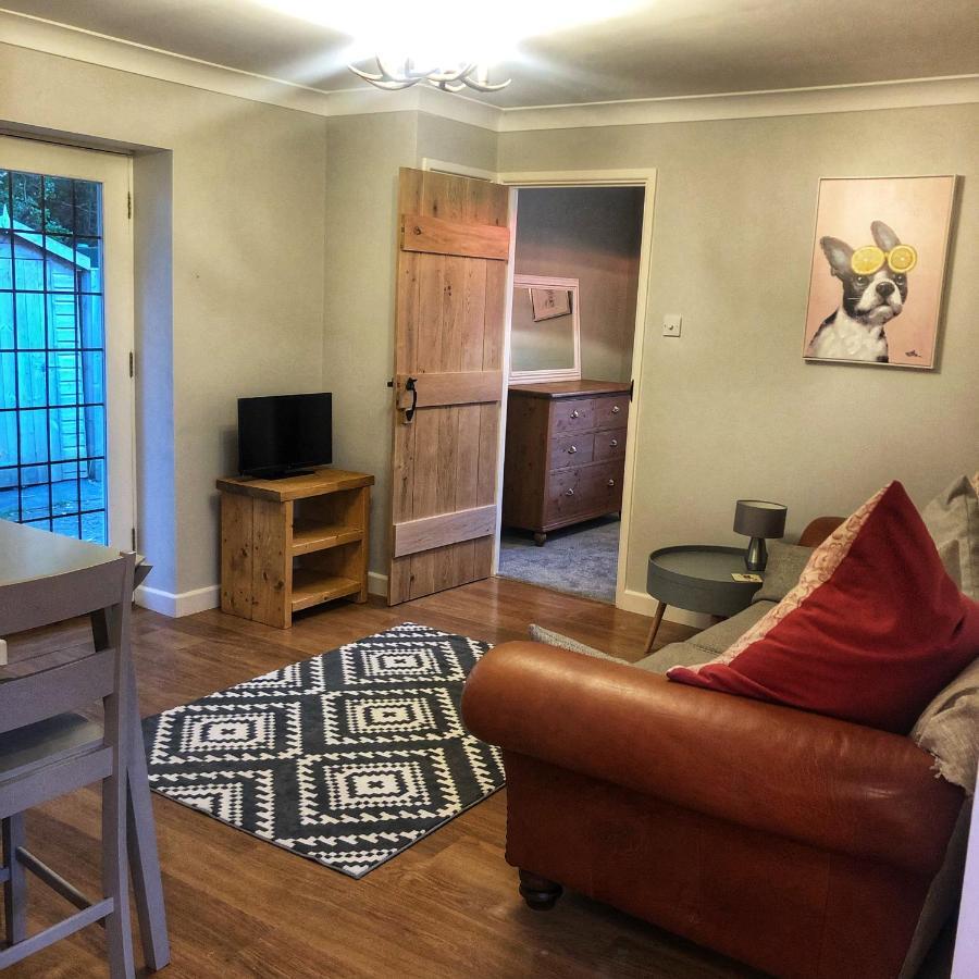 The Rose Apartment *